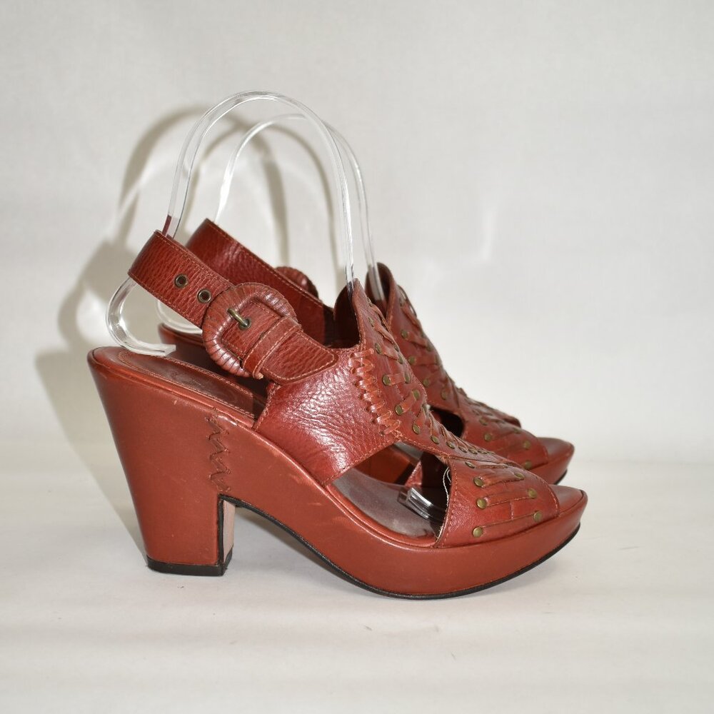 $300 FRYE GINGER RED LEATHER PLATFORM WOVEN STUDS SANDAL 6.5 US (MG19)
